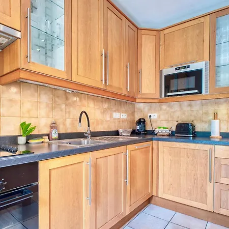Gorgeous Home In Tremolat *