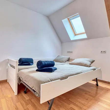 Holiday home Pet Friendly In *