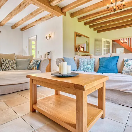 Pet Friendly In Holiday home Tremolat